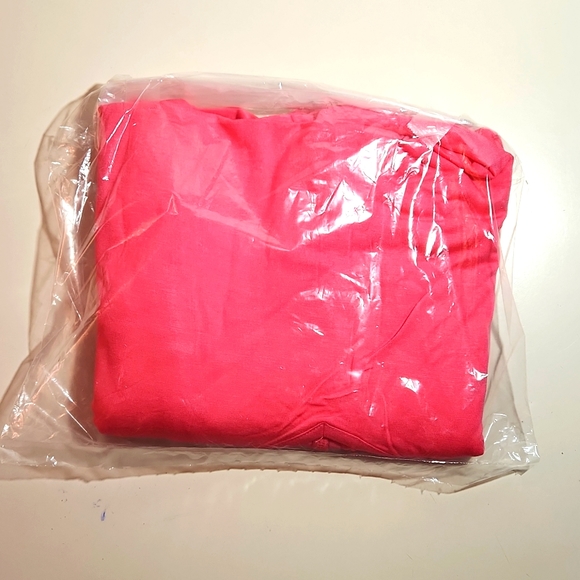 ❤NWT VINTAGE TORRID TUNIC SUPER SOFT V-NECK PINK BELL BUTTERFLY SLEEVE TEE - 2X - Picture 8 of 9